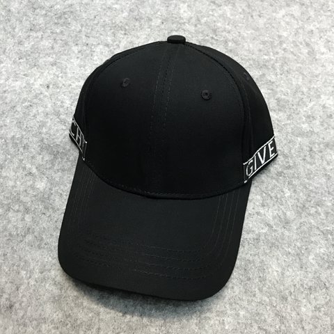 Givenchy Caps-9